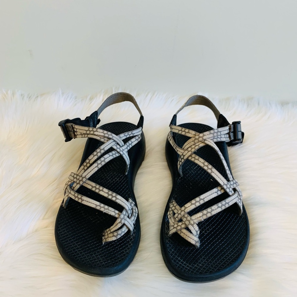 Chaco Double Strap Tan & Gray Sandals! ❤️